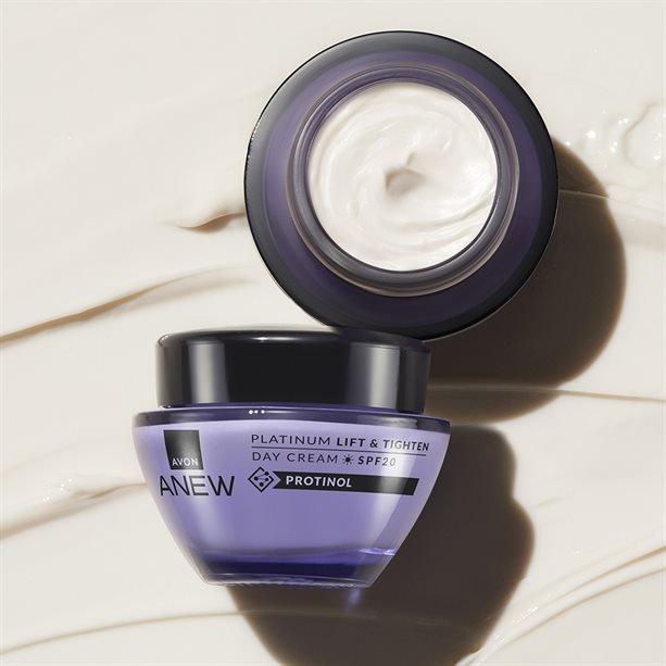 Anew Platinum Lift & Tighten Day Cream SPF20 – 50ml (Age 50+)